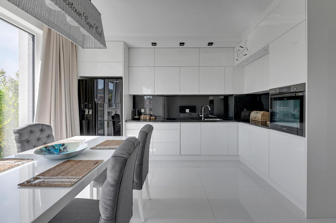 Grand Apartments - Apartament Tre Mare - By The Sea Gdansk Bagian luar foto